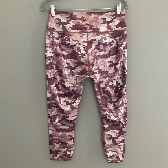 Fabletics glittery camo leggings - Picture 6 of 9